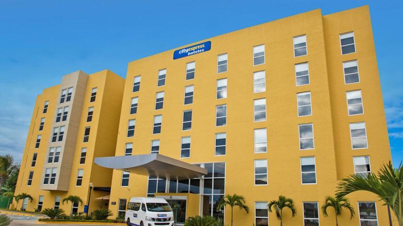 City Express Atlixco Exterior photo